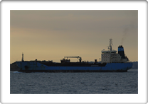 NUUK MAERSK      9323819      OXHP2